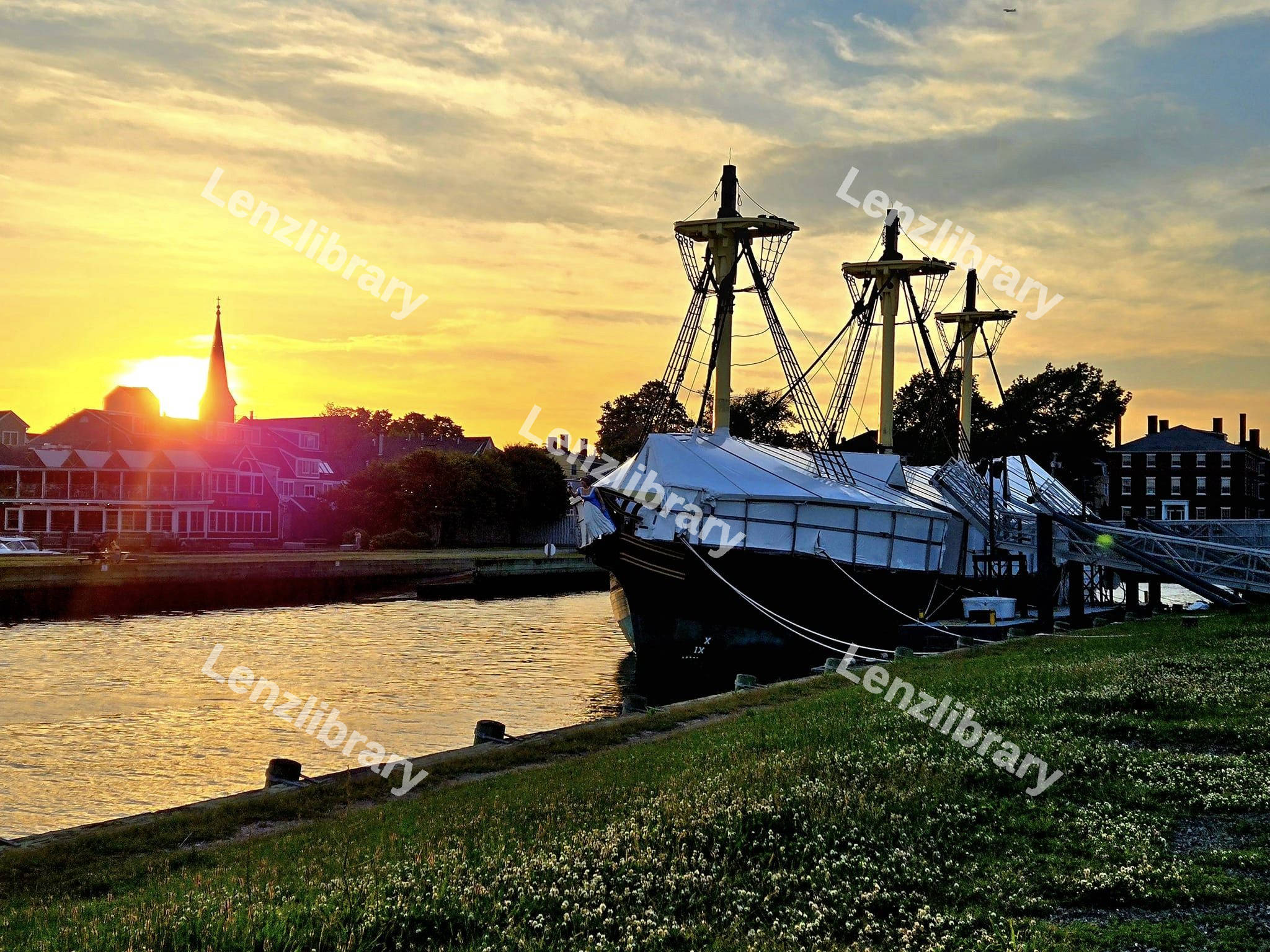 Amazing boat with sunset